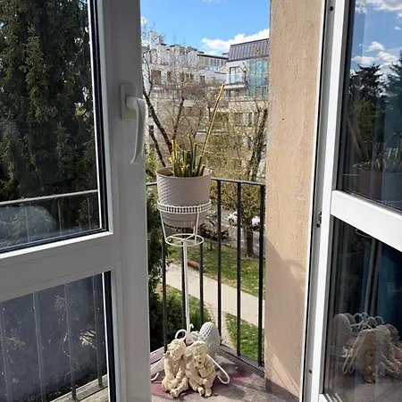 Blisko Centrum I Metro Apartment Warschau