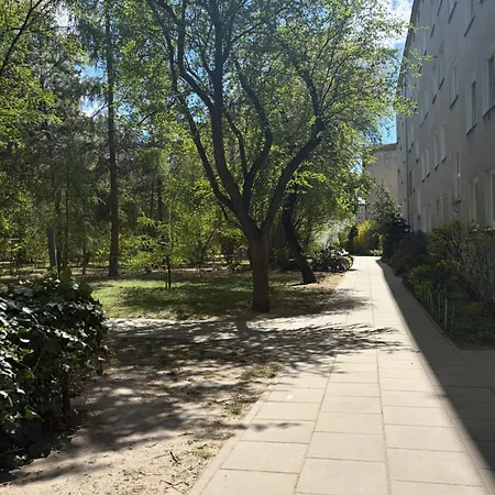 Blisko Centrum I Metro Apartment